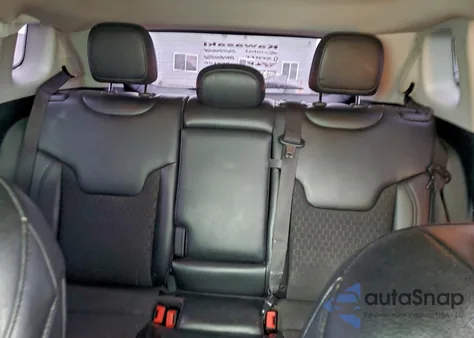 2021 Jeep Compass Latitude z USA, uszkodzony, nr VIN 3C4NJCBB4MT556159